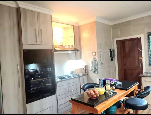 3 BEDROOM HOUSE FOR SALE IN GENERAAL DE WET